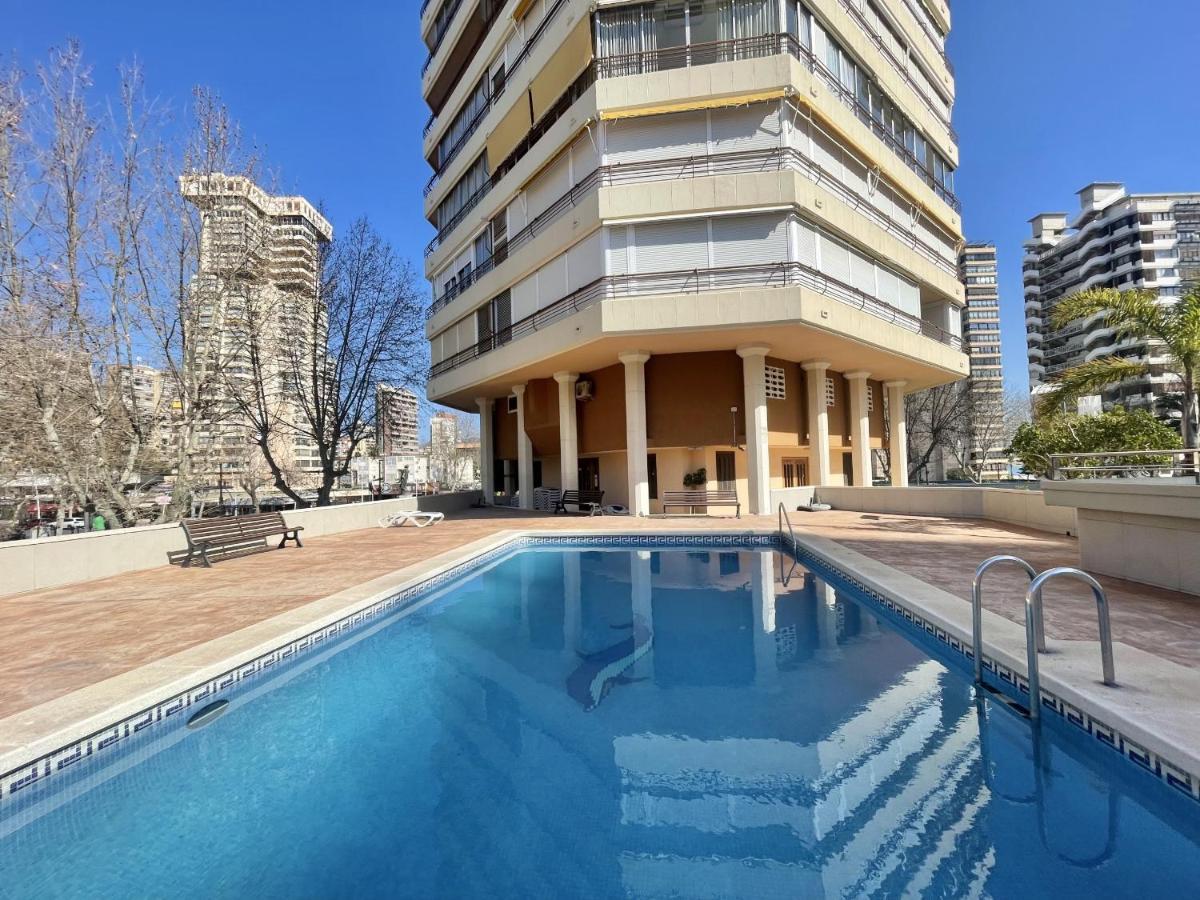 Torre Valencia Levante Beach Бенидорм Екстериор снимка