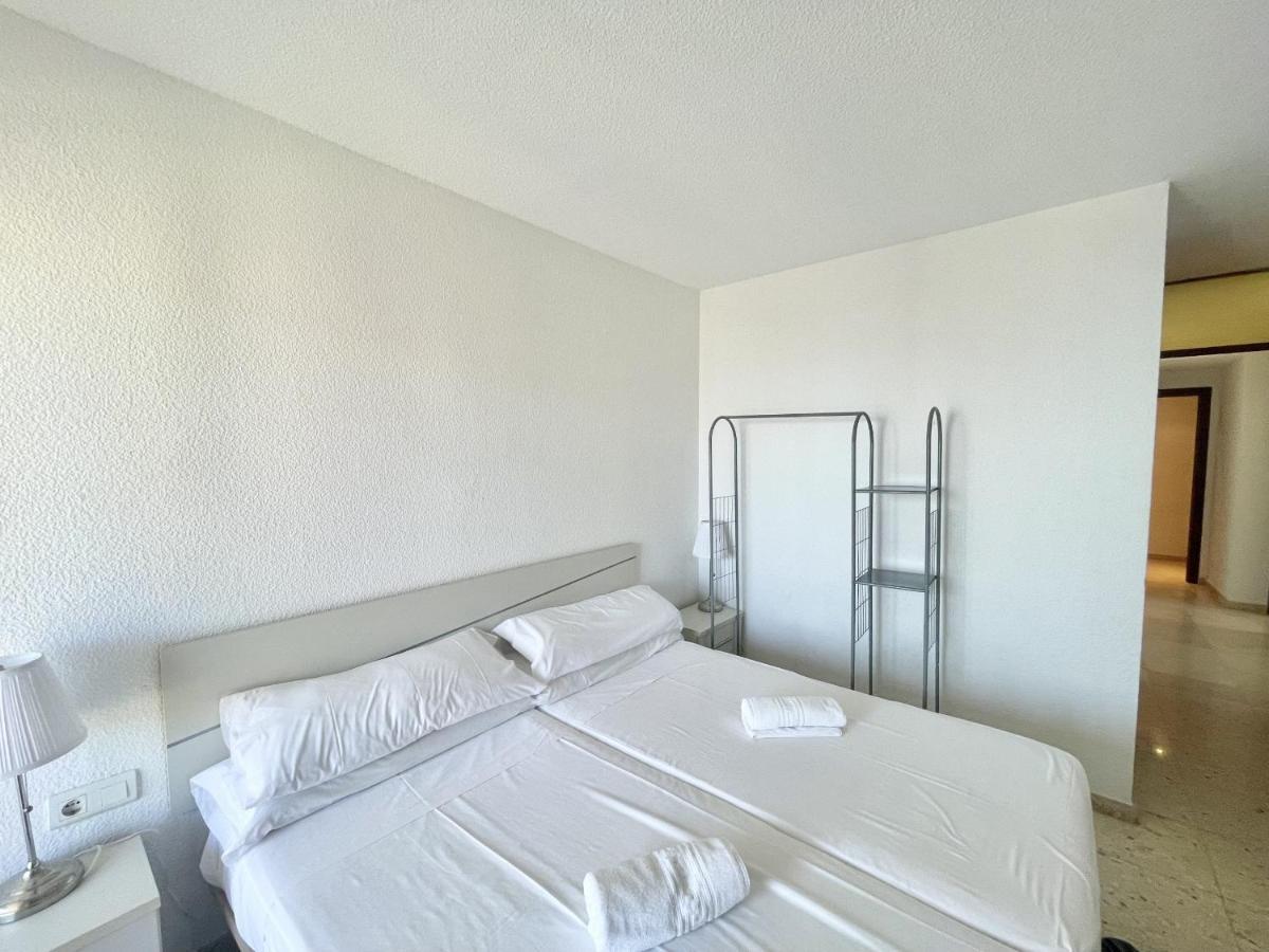 Torre Valencia Levante Beach Бенидорм Екстериор снимка