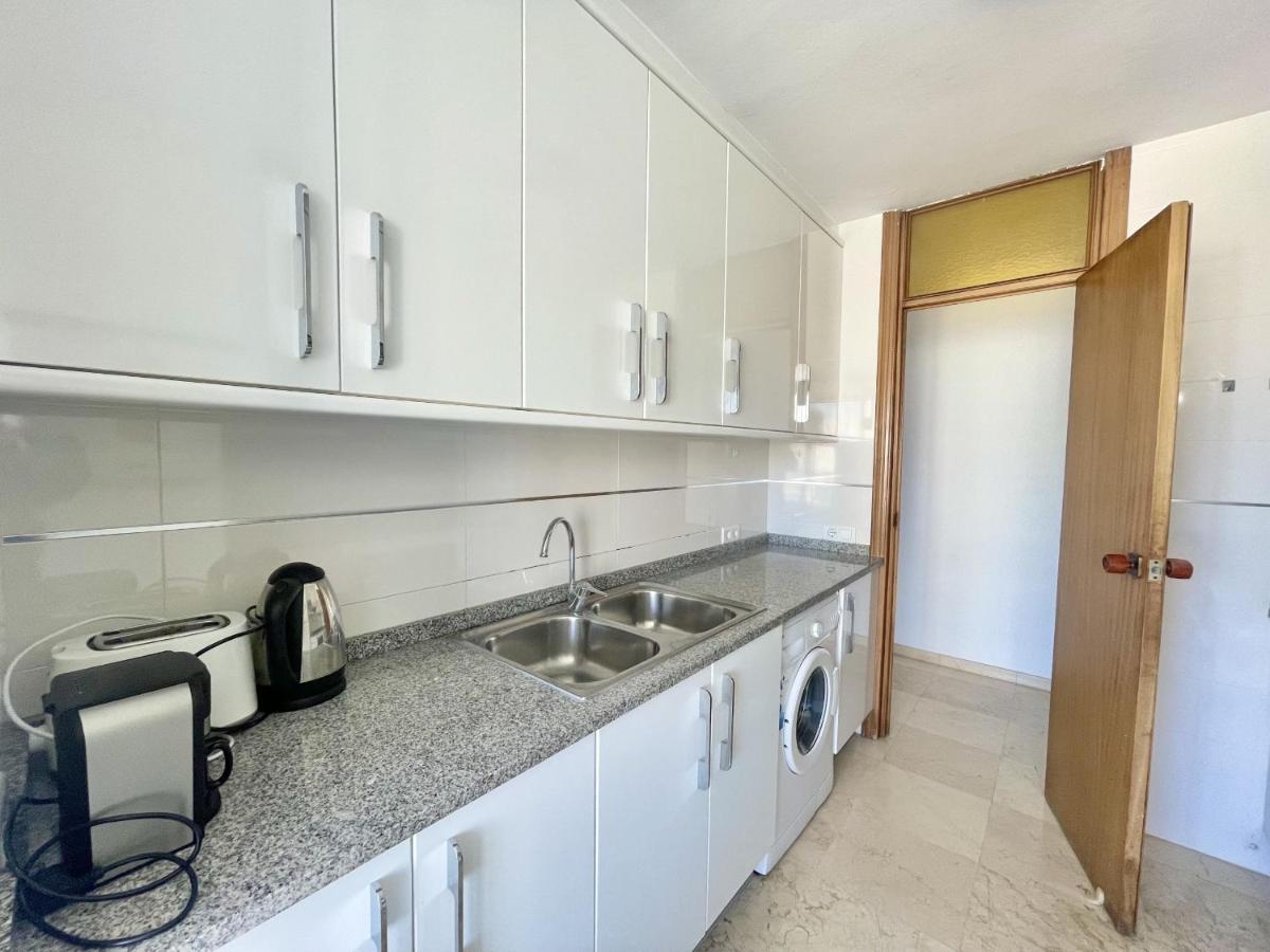 Torre Valencia Levante Beach Бенидорм Екстериор снимка